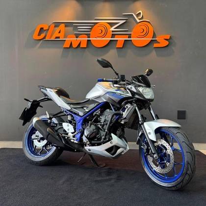 YAMAHA MT-03 